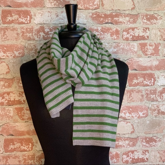 GAP Gray Scarf Ribbed Knit Striped Green